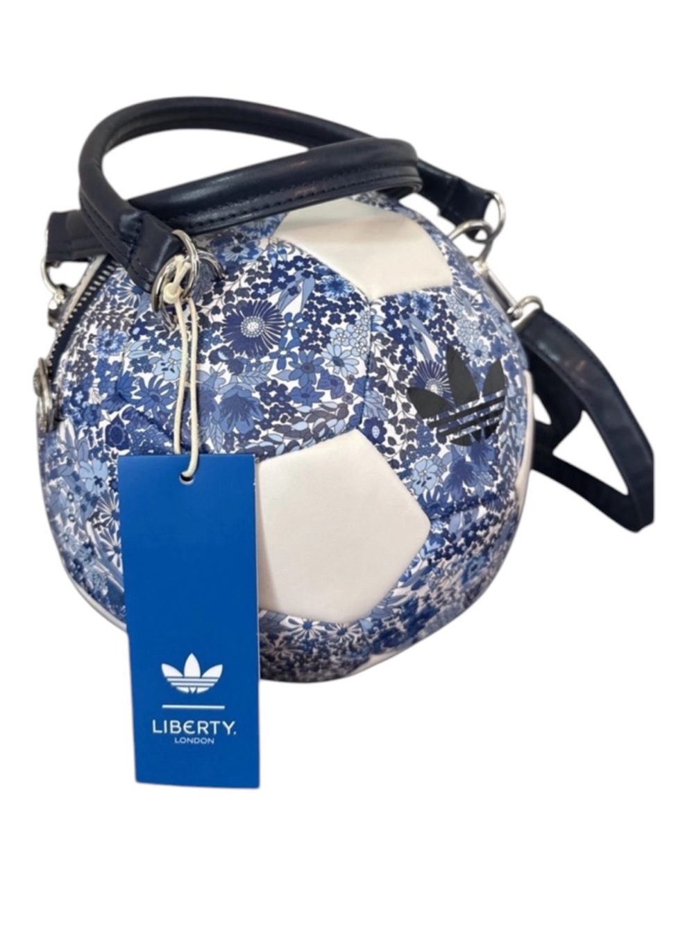 Adidas Originals x
Liberty London NWT Football/Soccer
Bag/Purse - Picture 5 of 6